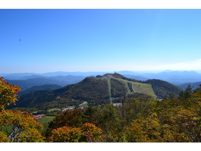 茶臼山山頂から